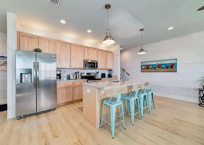 New Coastal W/ Gulf View, Shared Pool