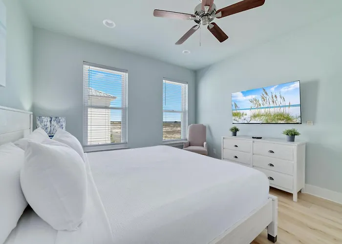 New Coastal W/ Gulf View, Shared Pool * Gulf Shores