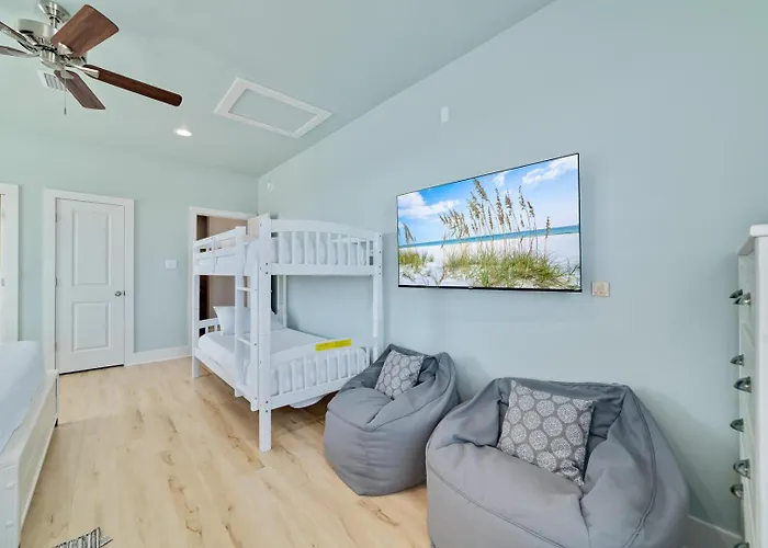 Holiday home New Coastal W/ Gulf View, Shared Pool *